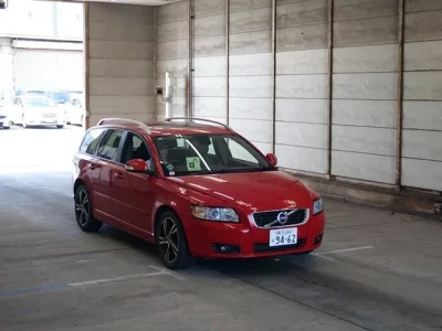Volvo V50
