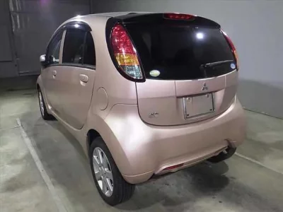 Mitsubishi I