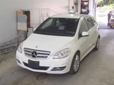 Mercedes-Benz B CLASS