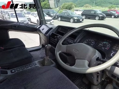 Mitsubishi FUSO FIGHTER
