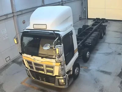 Isuzu TRUCK