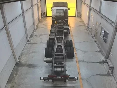 Isuzu TRUCK