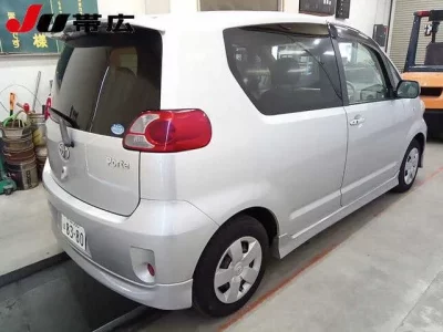 Toyota PORTE