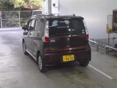 Mitsubishi EK CUSTOM