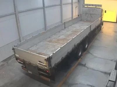 Isuzu TRUCK