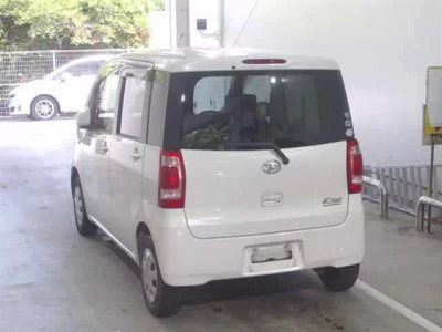 Daihatsu TANTO EXE