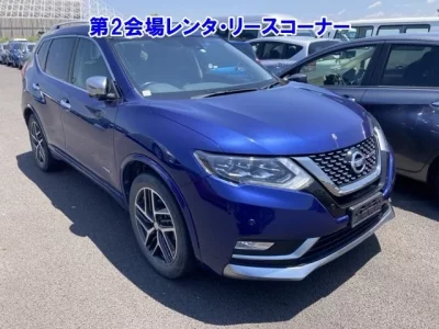 Nissan X-TRAIL