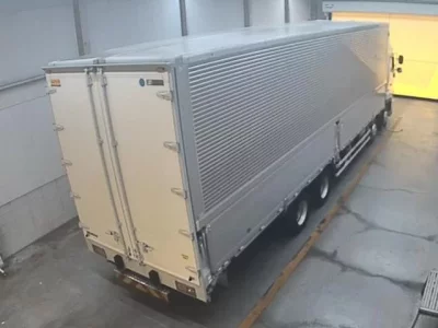 Hino TRUCK