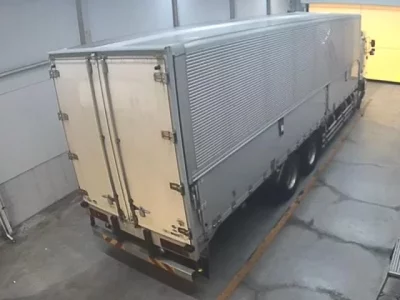Hino TRUCK