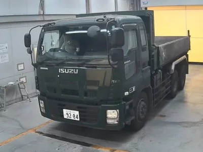 Isuzu TRUCK