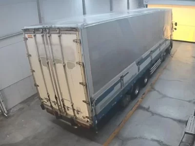 Hino TRUCK
