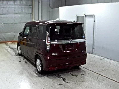Mitsubishi DELICA D2