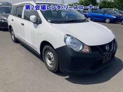 Nissan AD
