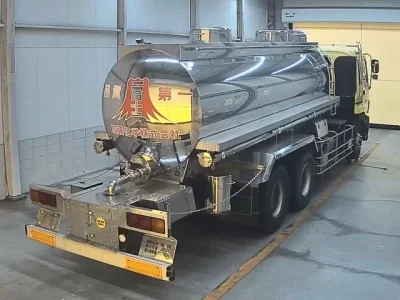Isuzu TRUCK