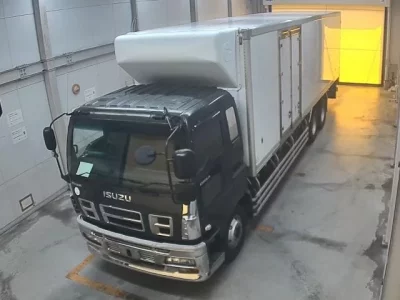 Isuzu TRUCK