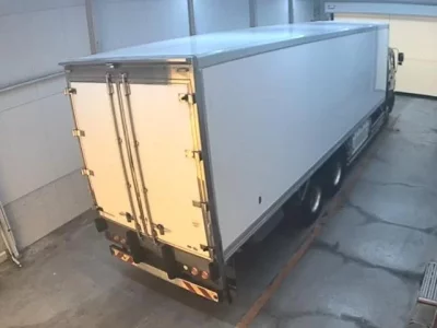 Isuzu TRUCK