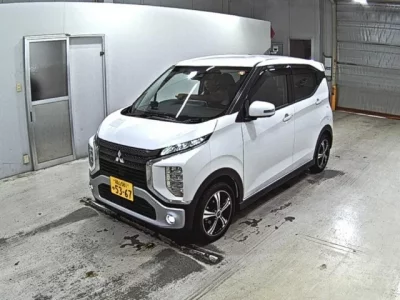 Mitsubishi EK X