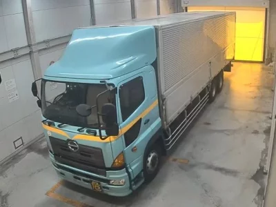 Hino TRUCK