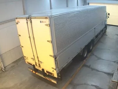 Hino TRUCK