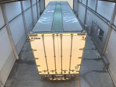 Isuzu TRUCK