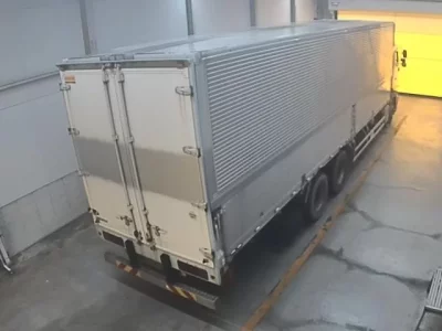 Hino TRUCK