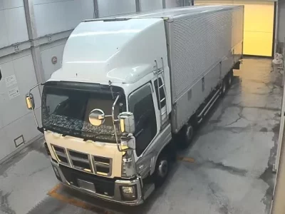 Isuzu TRUCK