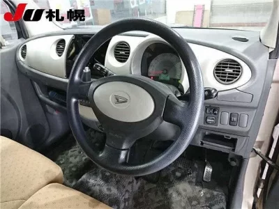 Daihatsu MOVE LATTE