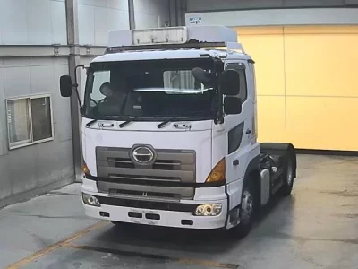 Hino TRUCK