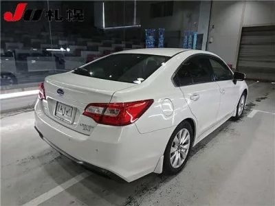 Subaru LEGACY B4
