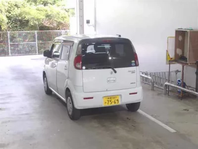 Suzuki MRWAGON