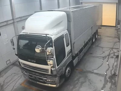 Isuzu TRUCK
