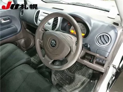 Suzuki MRWAGON