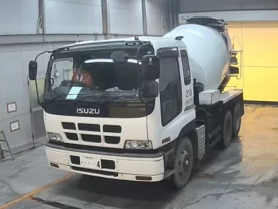 Isuzu TRUCK