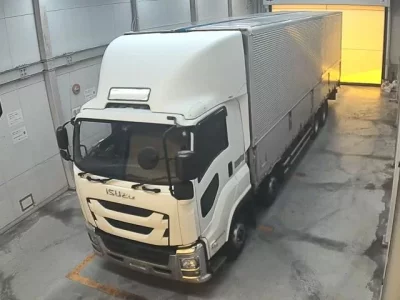 Isuzu TRUCK