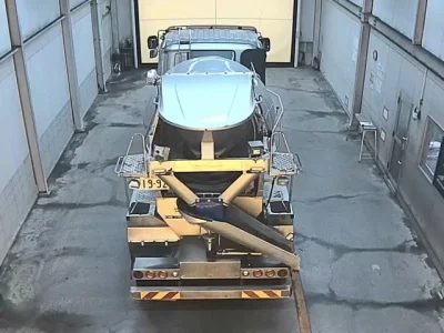 Isuzu TRUCK
