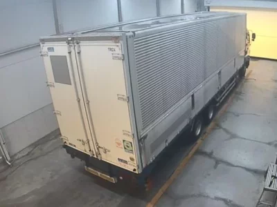 Isuzu TRUCK