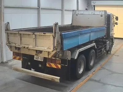 Hino TRUCK