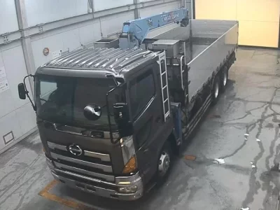 Hino TRUCK