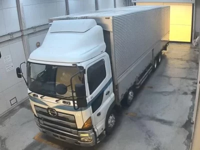 Hino TRUCK