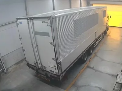Isuzu TRUCK
