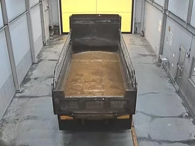 Isuzu TRUCK
