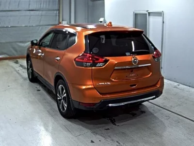 Nissan X-TRAIL