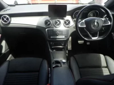 Mercedes-Benz CLA CLASS