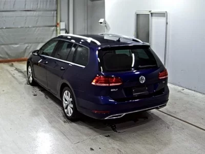Volkswagen GOLF VARIANT