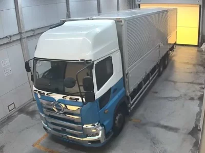 Hino TRUCK