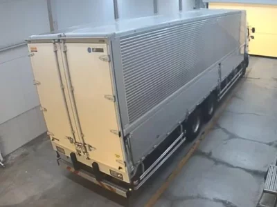 Hino TRUCK