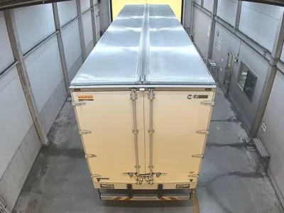 Hino TRUCK