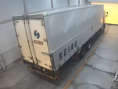 Hino TRUCK
