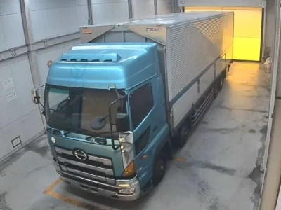 Hino TRUCK