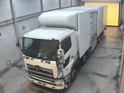 Hino TRUCK